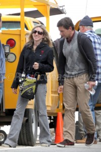 **EXCLUSIVE** Steve Carell talks with the crew before filming a scene for his upcoming movie "Seeking a Friend for the End of the World"
